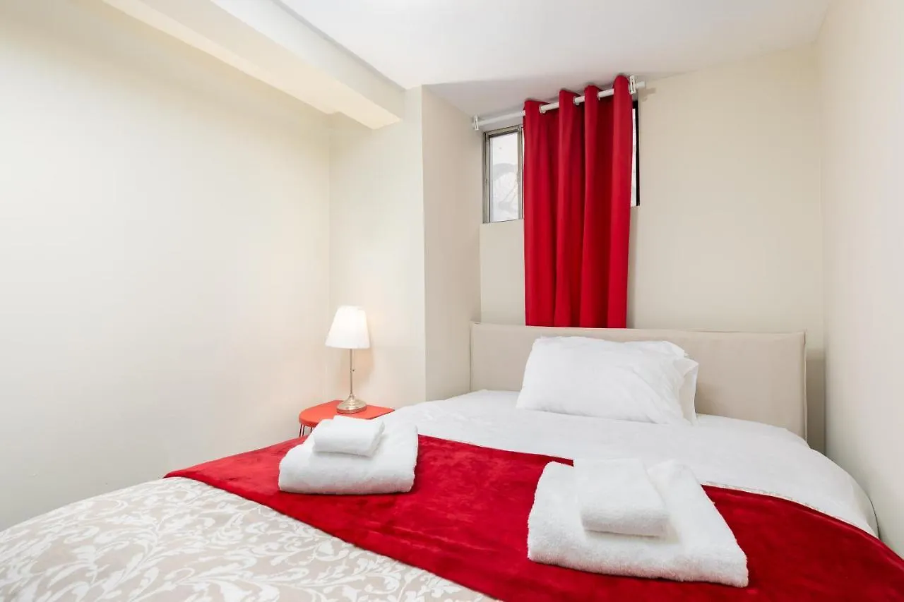 Rooms For Rent Beside U Of T Toronto 0*,